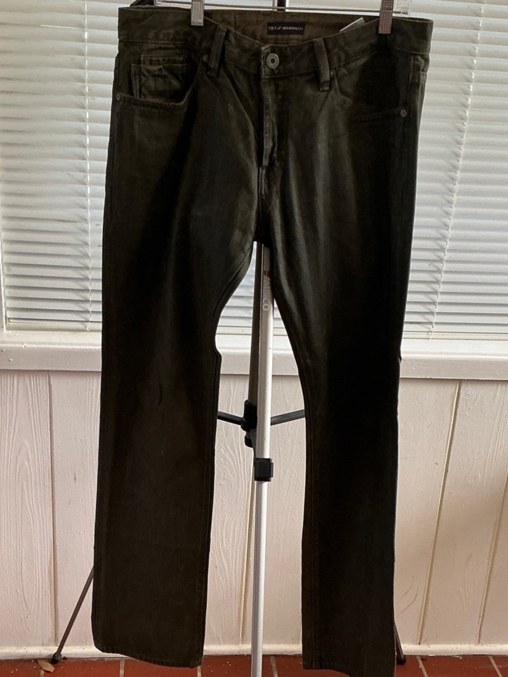 Cult of Individuality Olive Green Straight-Leg jeans 34x34